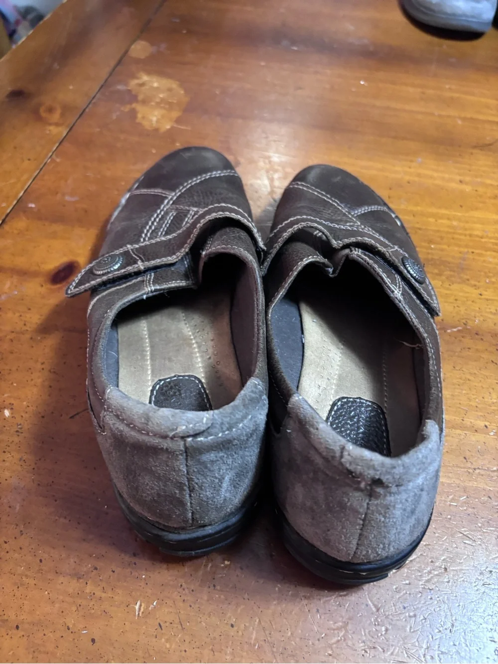Earth Origins Women's Dark Brown Leather-Look Comfort Flats